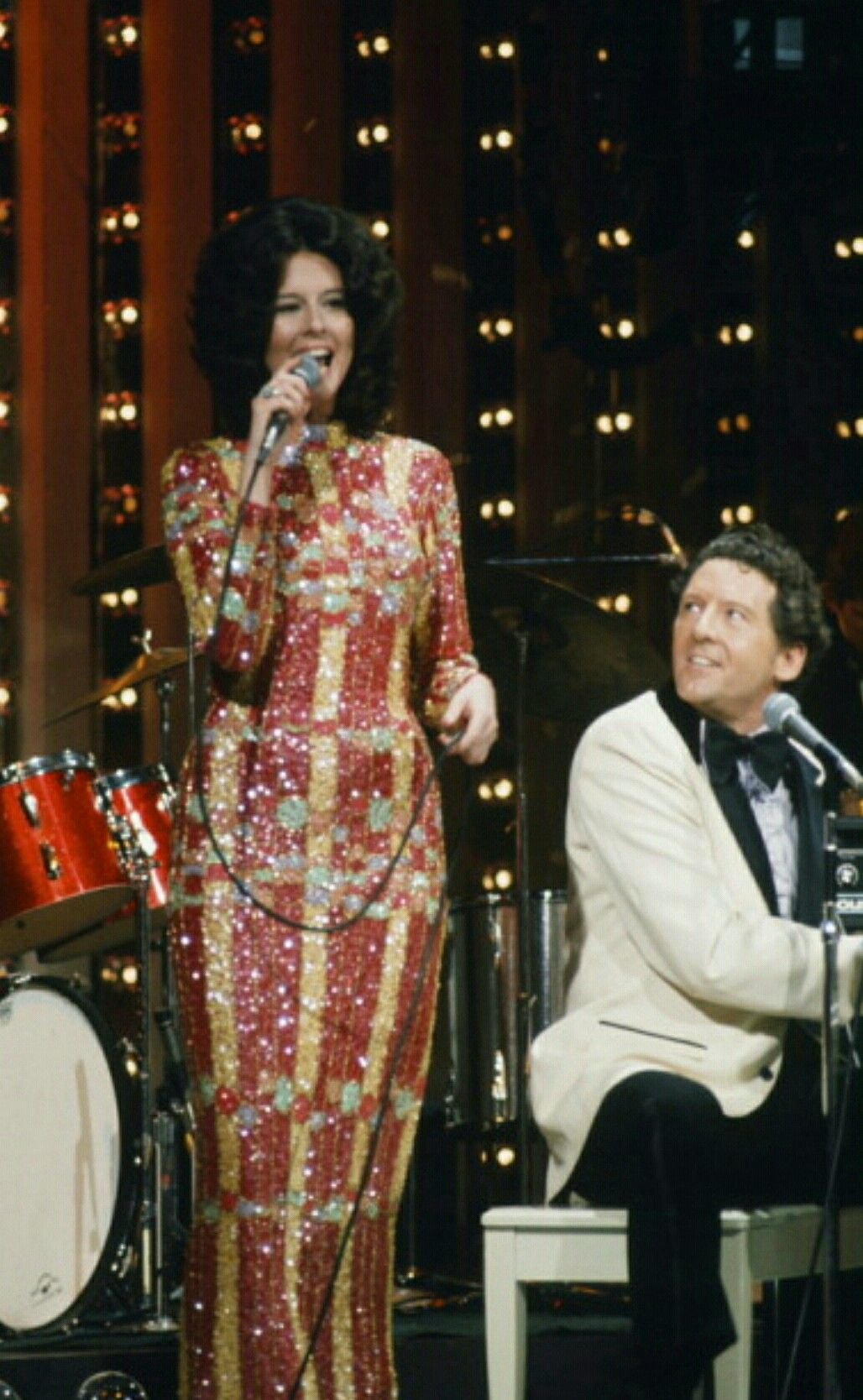 Linda Gail Lewis 1.jpeg